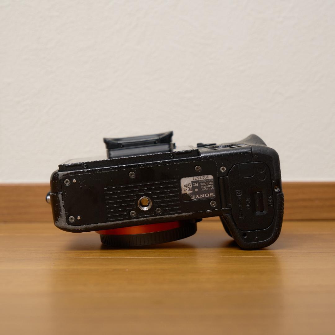 SONY α7S II（ILCE-7SM2） ボディ＋サブバッテリーセット item_img_09_2.jpg