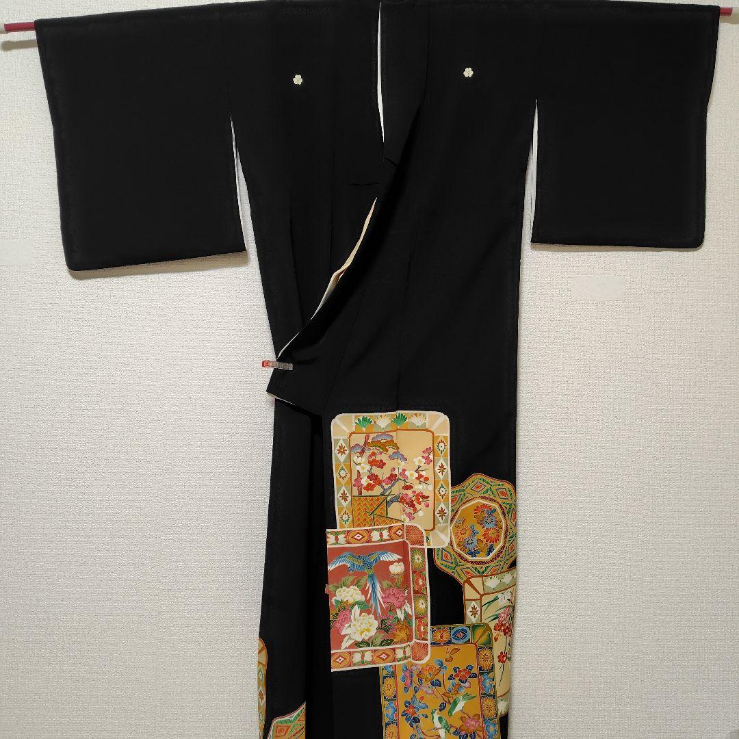 落款入り作家物　本加賀友禅　山下とし子　黒留袖　花鳥絵皿文　片喰紋 落款入り作家物 本加賀友禅 山下とし子 黒留袖 花鳥絵皿文 片喰紋