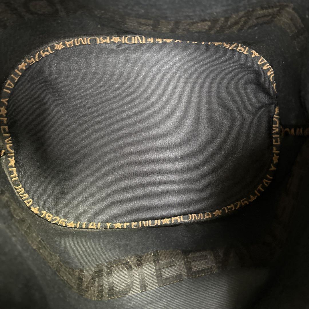 FENDI 2way ハンドバッグ　ナイロン　ロゴ　ブラック　トートバッグ　変形
