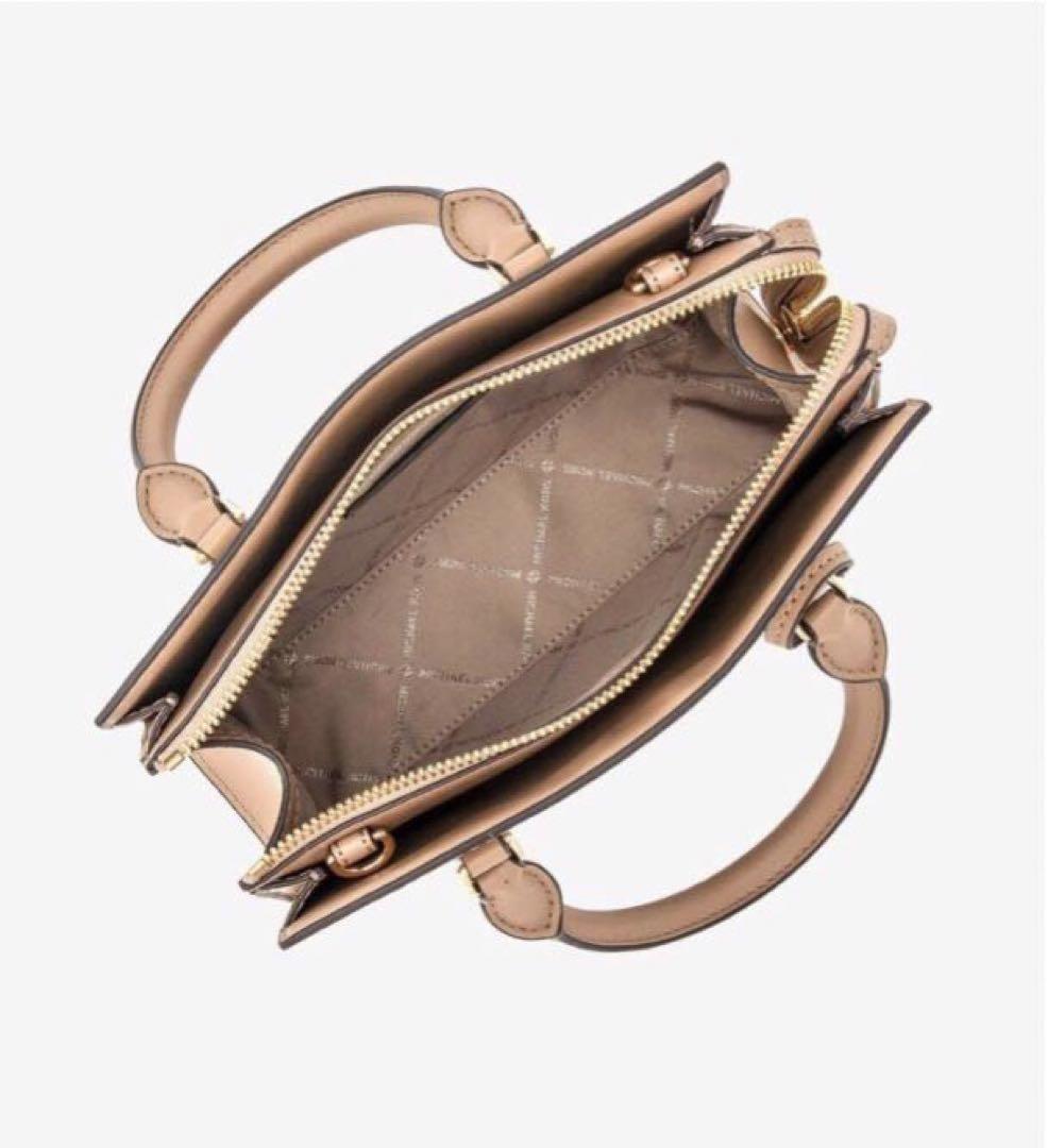 MICHAEL KORS SHEILA センタージップ サッチェルΩ