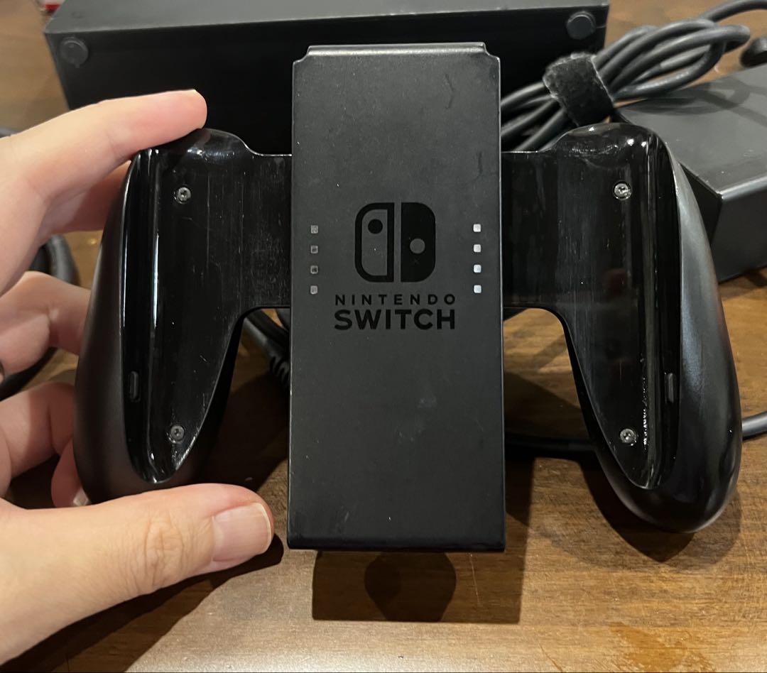 美品　Nintendo Switch 本体 スイッチ　パープル　ブルー