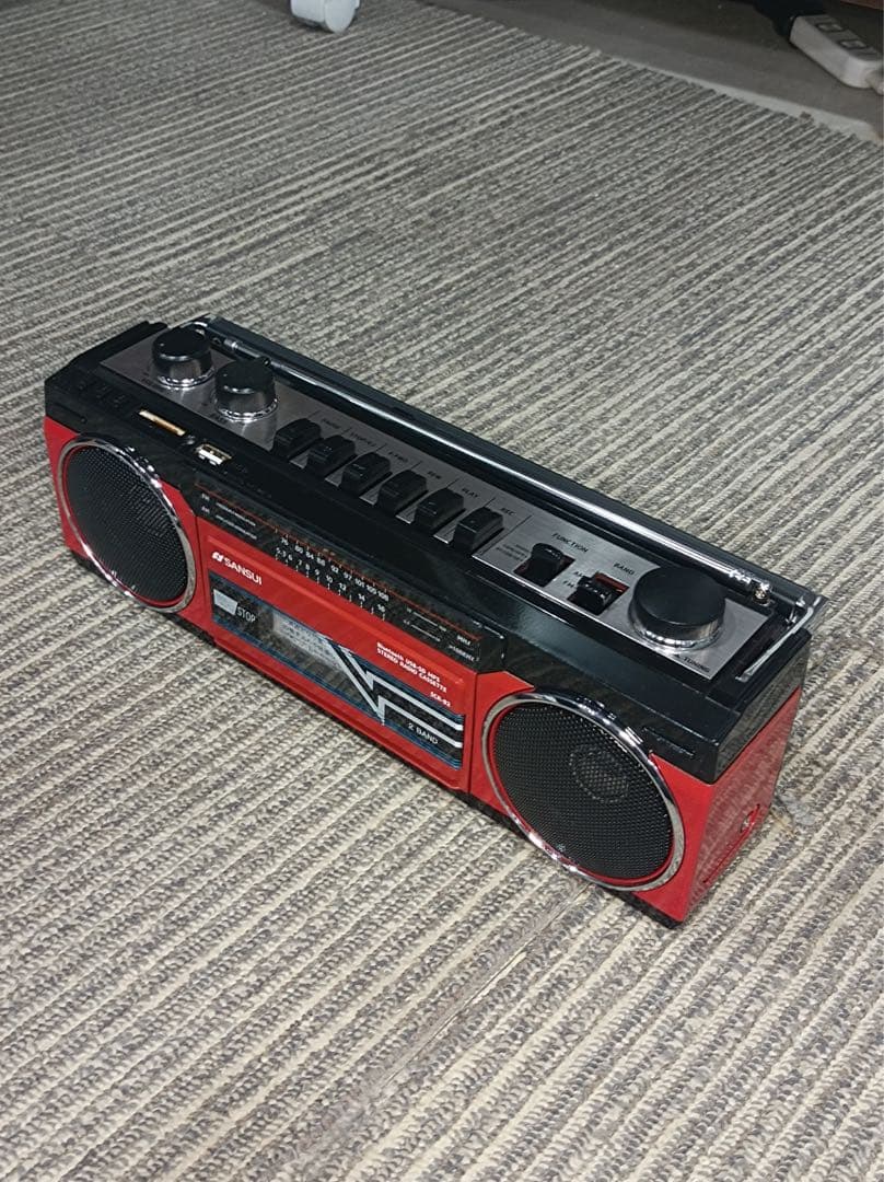 八6528【美品】SANSUI ステレオラジオカセット SCR-B2(RD) 八6528【美品】SANSUI ステレオラジオカセット SCR-B2(RD) - メルカリ