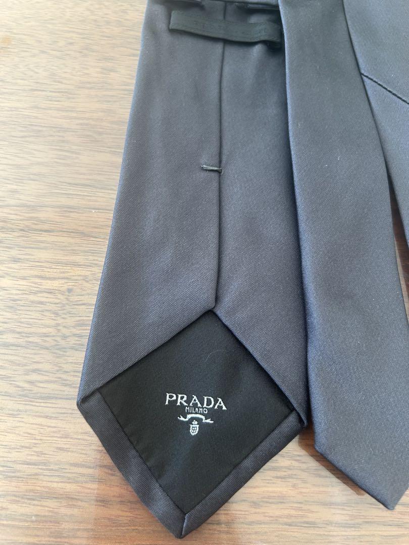 PRADA ダークグレー ネクタイ