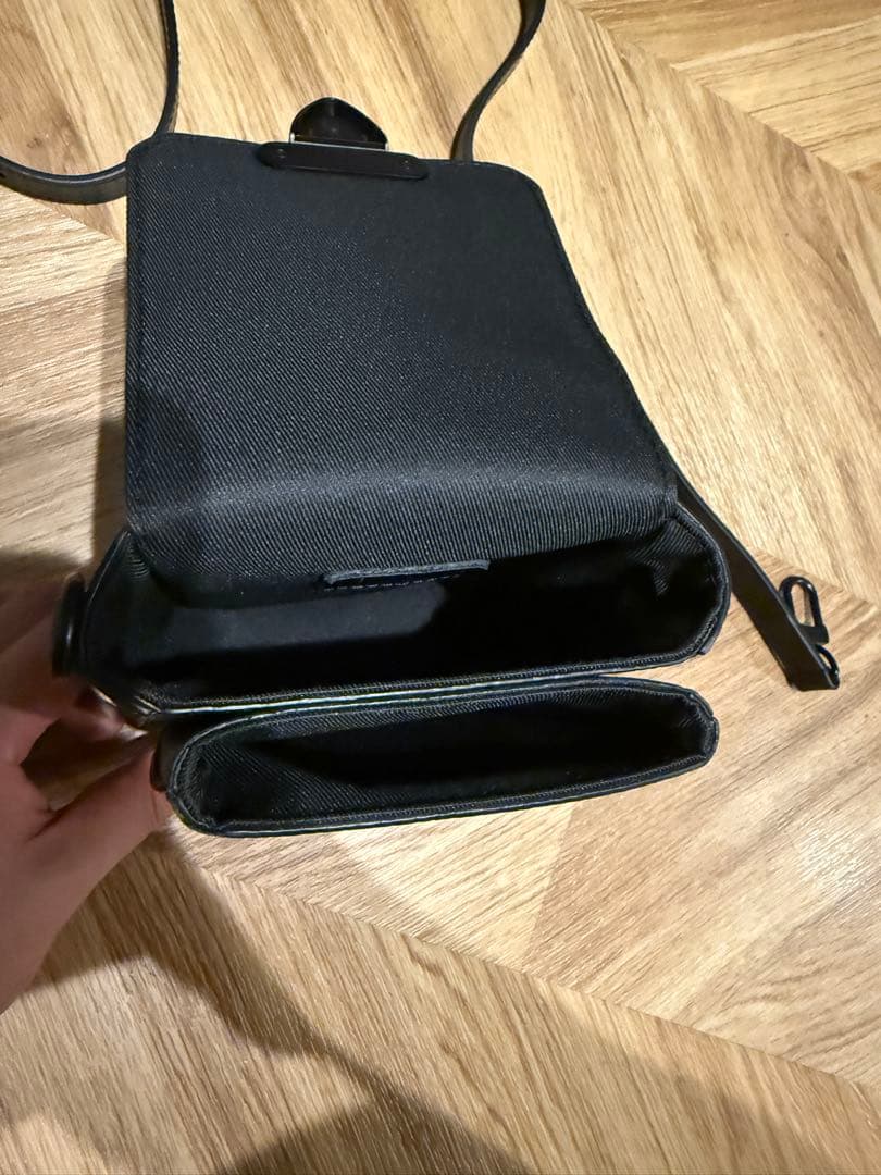 Louis Vuitton Sロック ヴェルティカル・ウェアラブル ウォレット