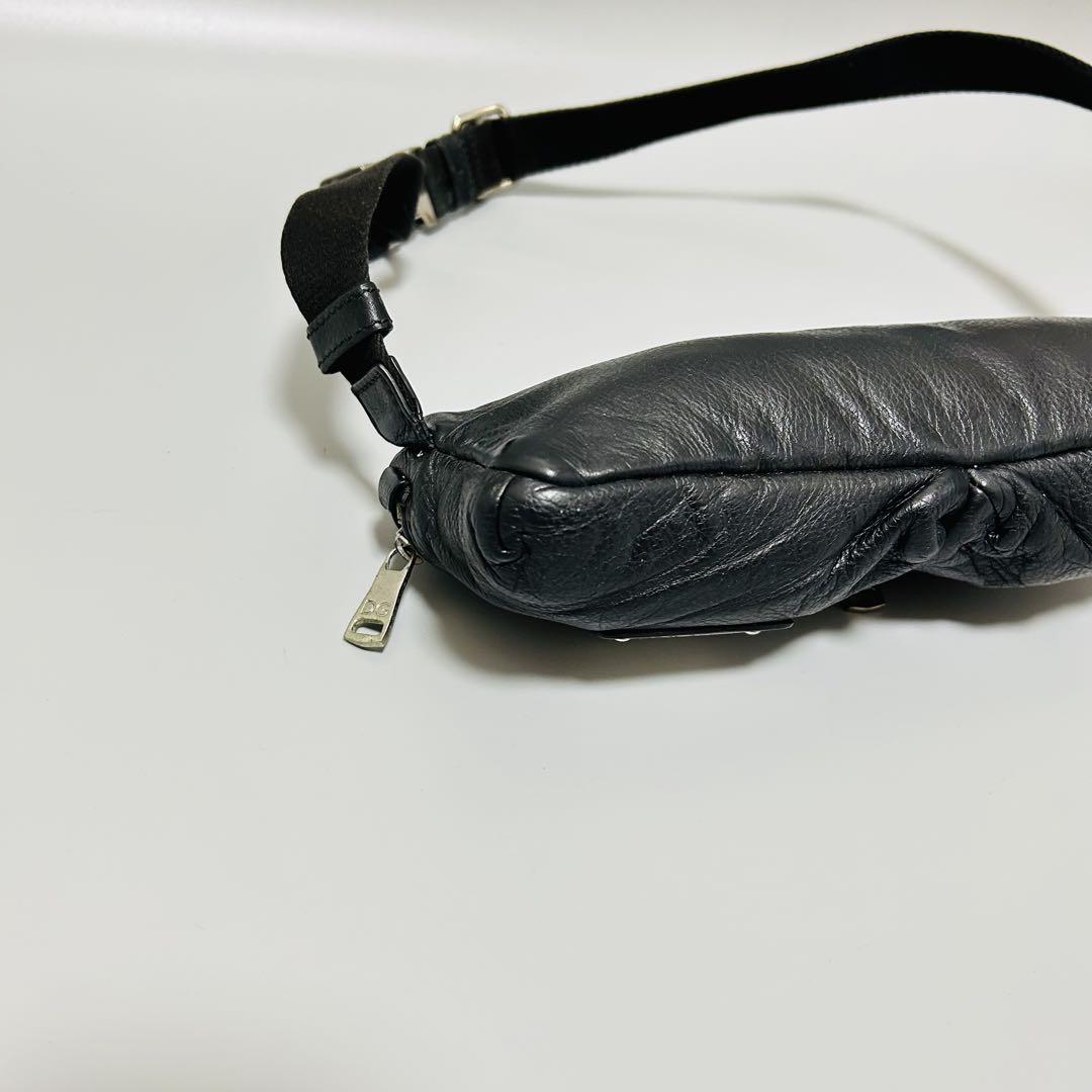超美品】 DOLCE&GABBANA レザーボディバッグ ドルチェ