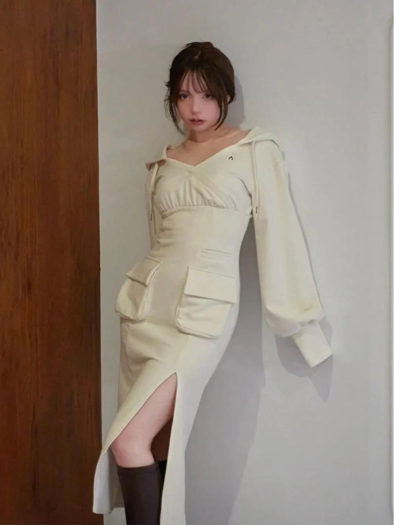 Andmary Ami pocket slit dress
