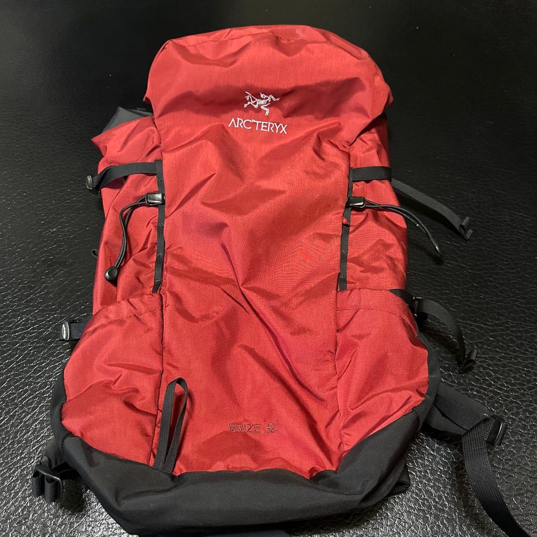 ARC'TERYX BRIZE 32 バックパック レッド