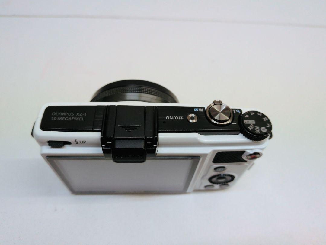 Olympus XZ-1 ホワイト コンパクトデジタルカメラ M2477
