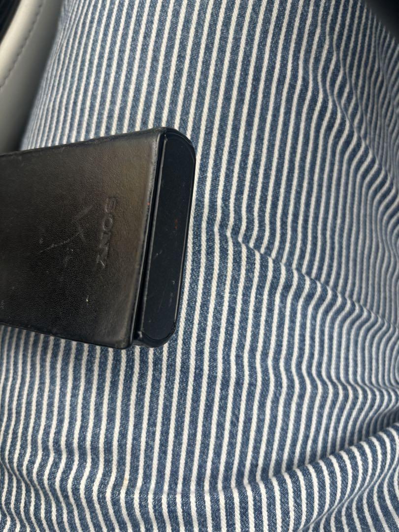 美品！　SONY ウォークマン ZX NW-ZX100(S) ソニー