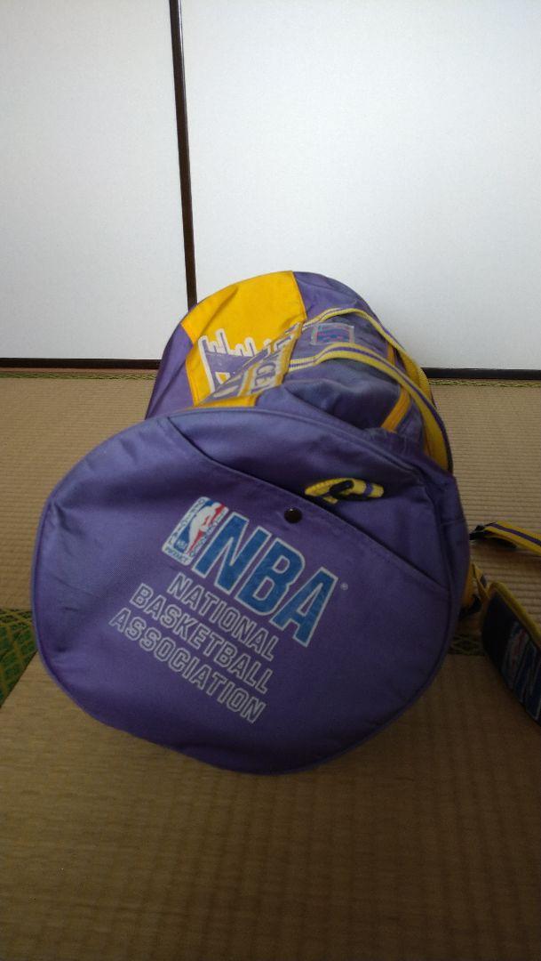 LOS ANGELES LAKERS ダッフルバッグ
