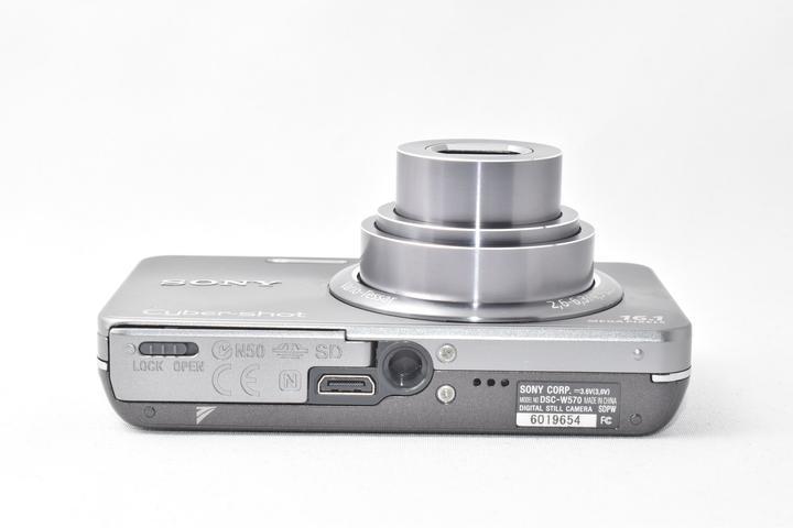 ソニー SONY Cyber-shot DSC-W570 シルバー 元箱付き