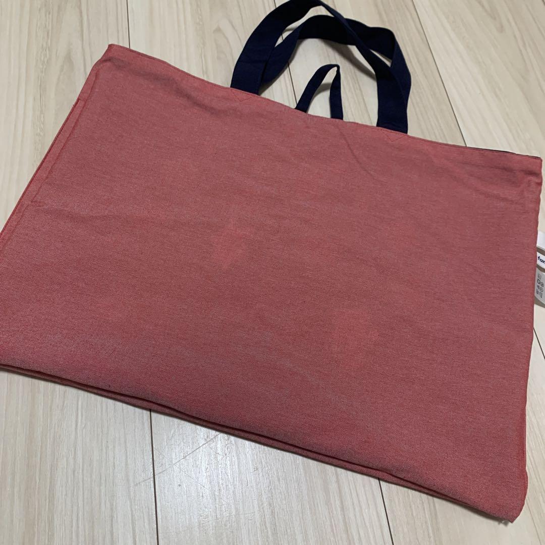 ほぼ未使用品　ファミリア　レッスンバッグ　りんご