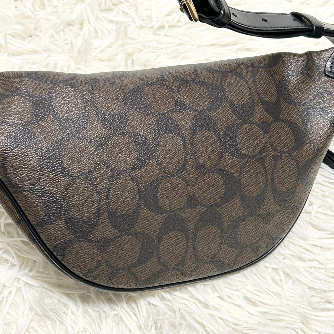 ✨極美品✨COACH コーチ シグネチャー ボディバッグ ウエストバッグ ✨極美品✨COACH コーチ シグネチャー ボディバッグ ウエストバッグ