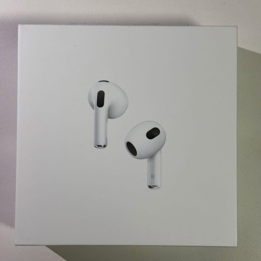 イヤホン Apple AirPods 3