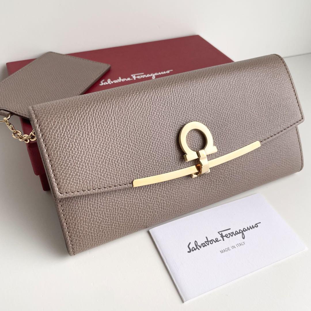 Ferragamo フェラガモ 長財布 ガンチーニ ブラウン 新品保管
