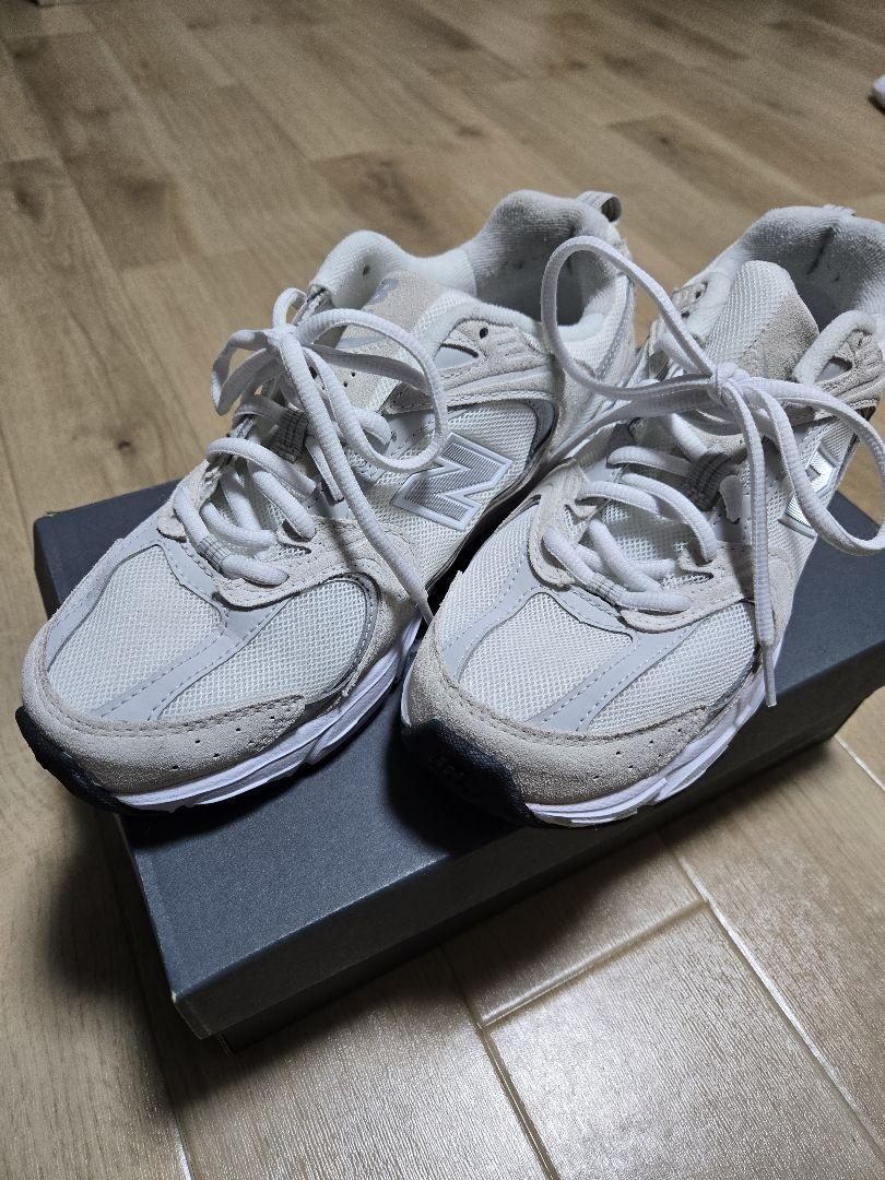 New Balance ホワイト スニーカー MR530CE