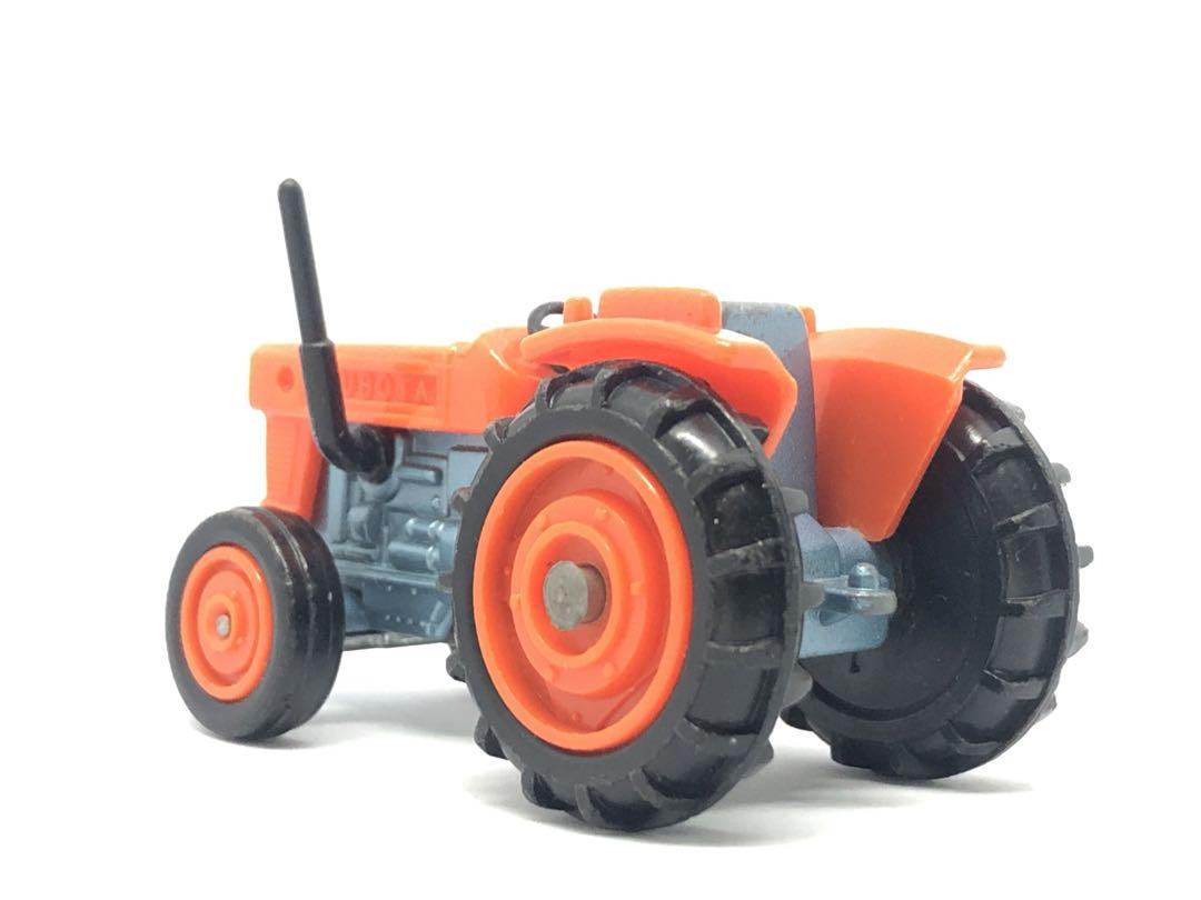 日本製 絶版トミカ 黒箱 No.92 クボタトラクター 1/42 箱無