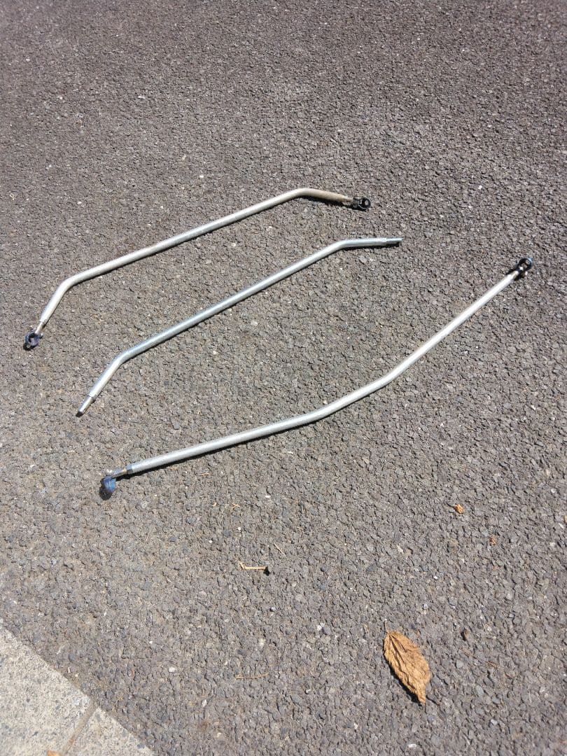 ダイハツエッセ 、タワーバー 3本セット