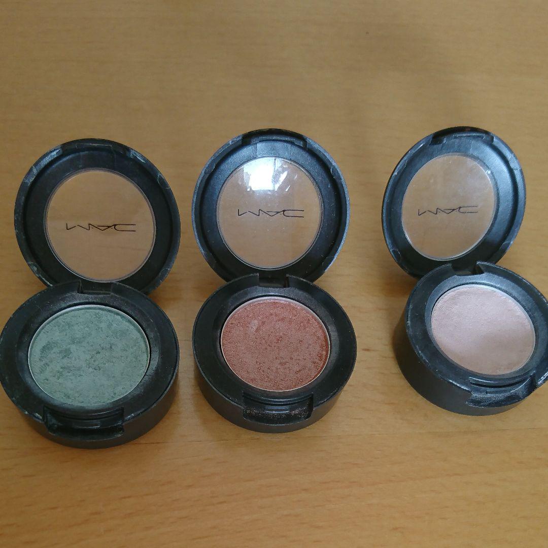 MACのアイシャドーまとめ売り