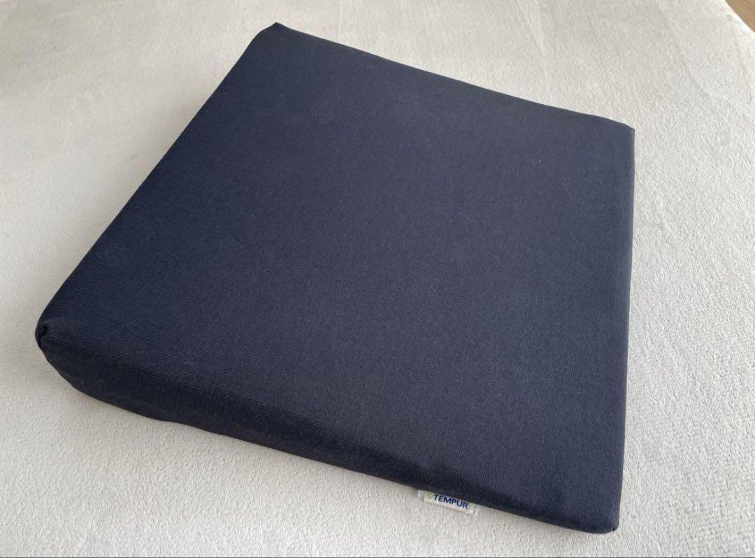 【新品　未使用品】　テンピュール シートウェッジ (TheSeatWedge) Amazon.co.jp: テンピュール シートウェッジ : ホーム＆キッチン