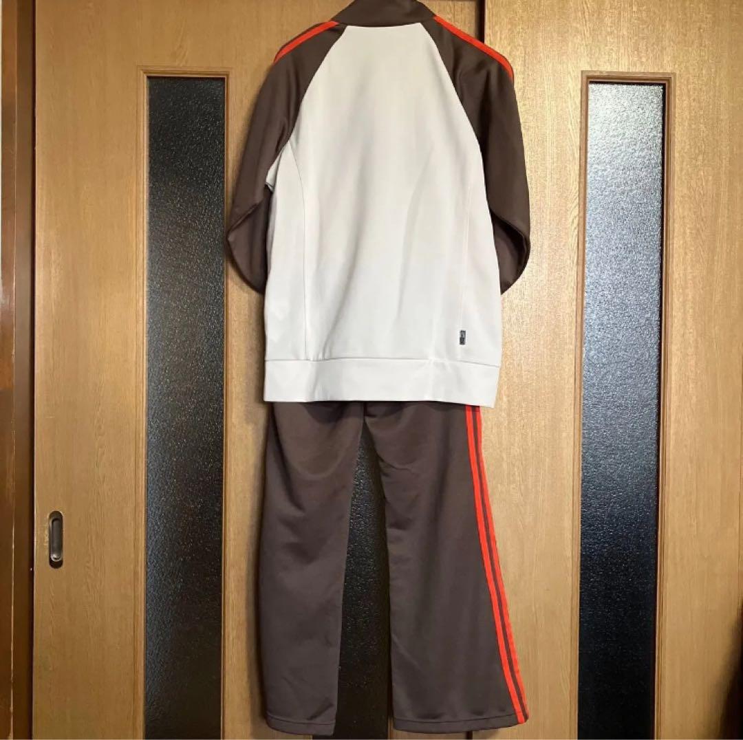 ♠ adidas
