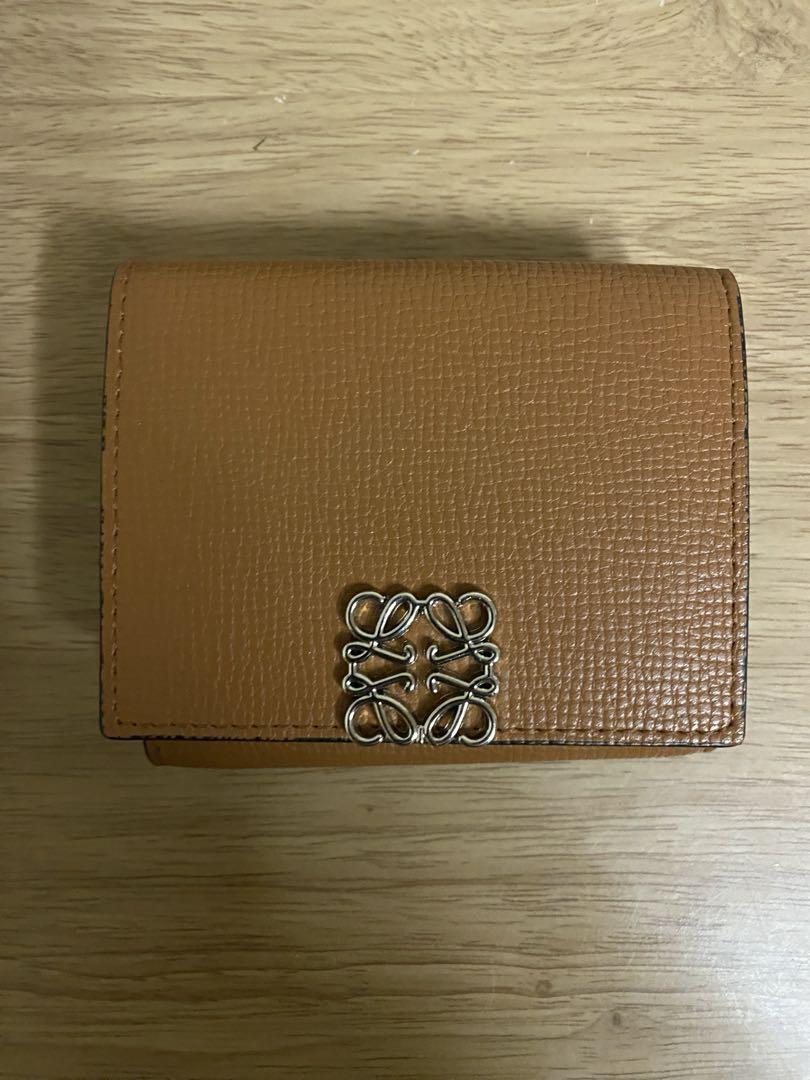 ロエベ　三つ折り財布