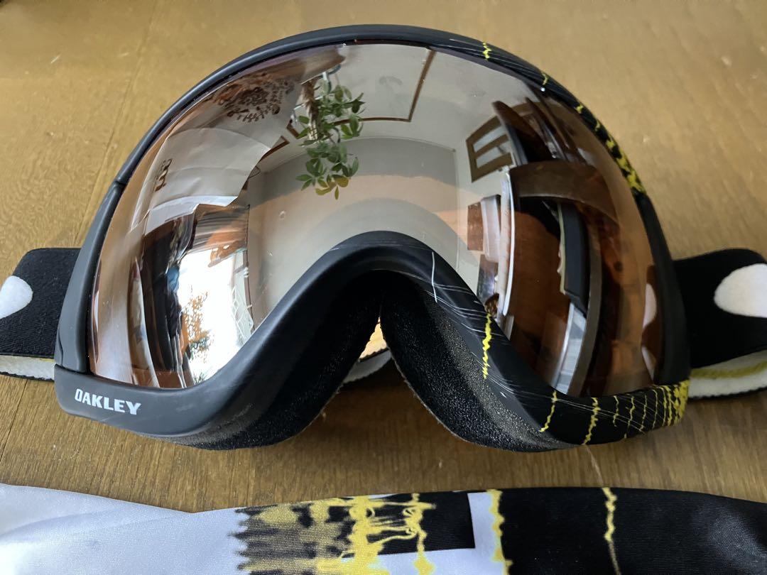 OAKLEY ゴーグル 収納袋付き