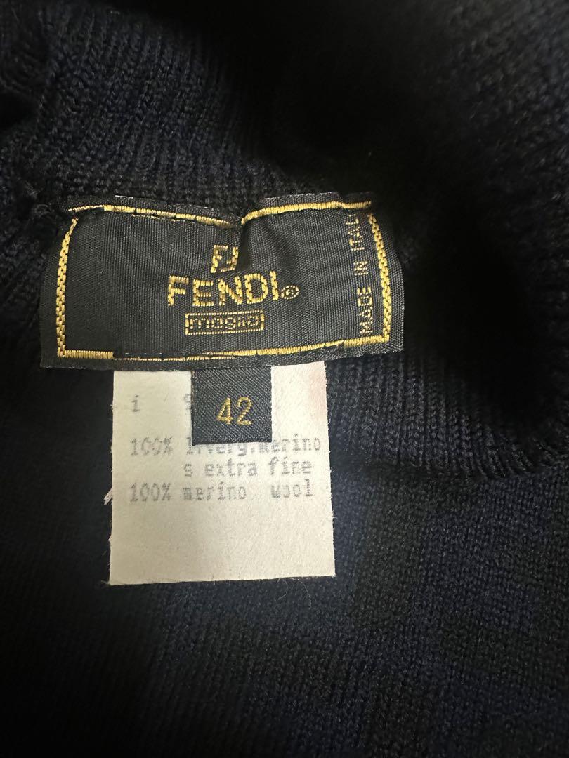 専用FENDI ニット タートルネック