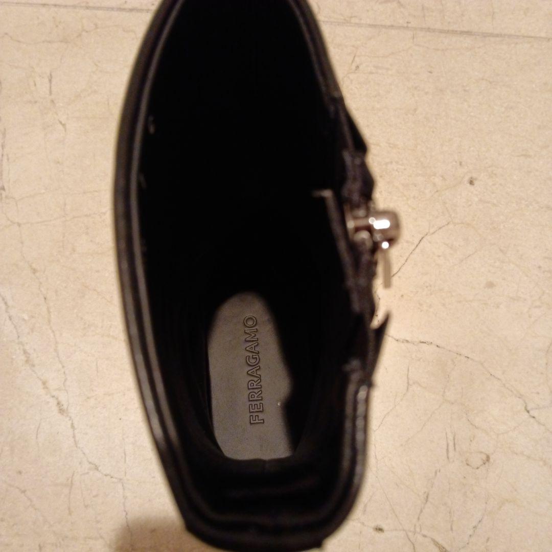 フェラガモブーツ フェラガモブーツ