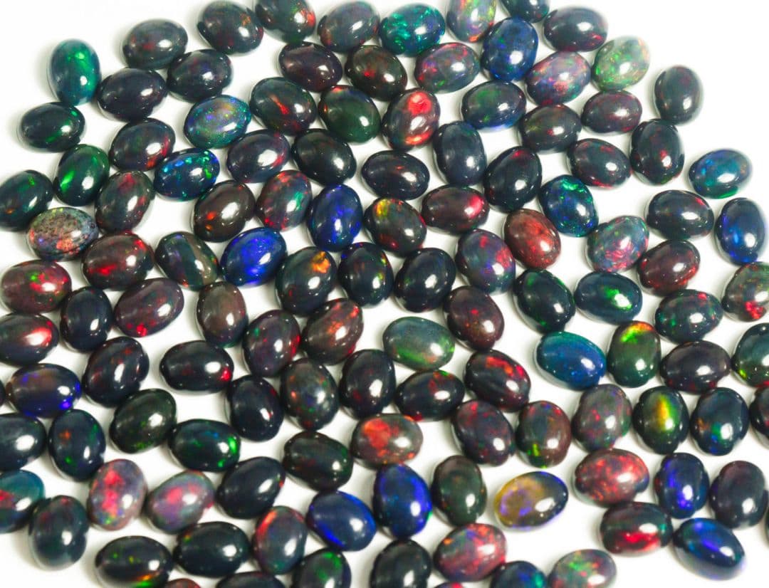 8×6mm エチオピア産 ブラックオパール 60個 遊色効果有 8×6mm エチオピア産 ブラックオパール 60個 遊色効果有