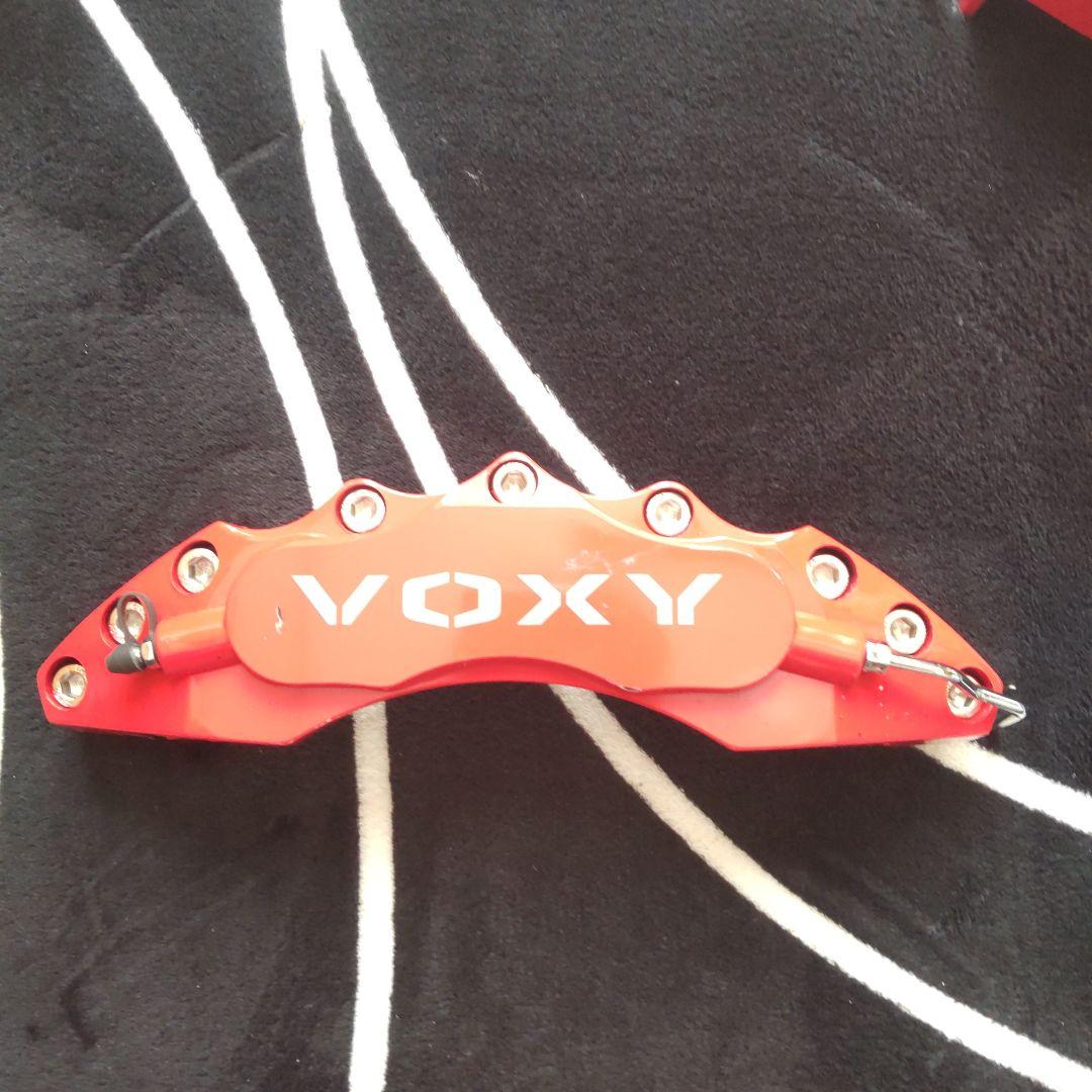 VOXY ヴォクシー 80 キャリパーカバー（レッド）前後4個セット（付属付き）