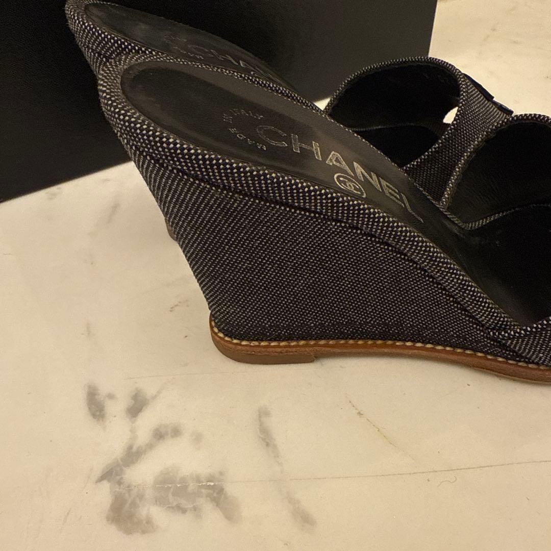 シャネル デニム素材のサンダルです☆ シャネル デニム素材のサンダルです☆