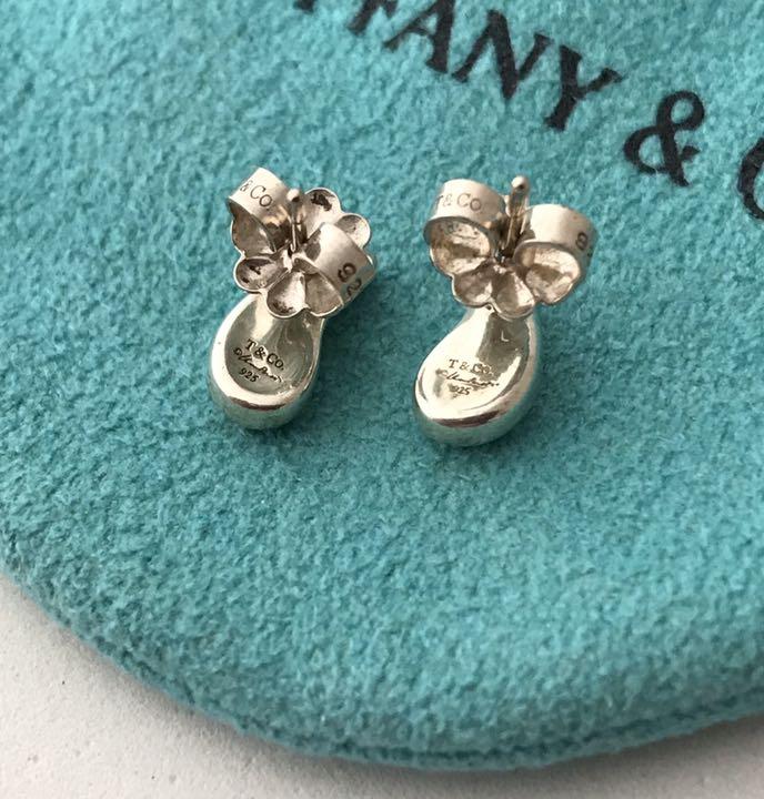 オンライン限定商品 Tiffany のスモールティアドロップ ピアス ピアス 両耳用 Www Purepowder Com