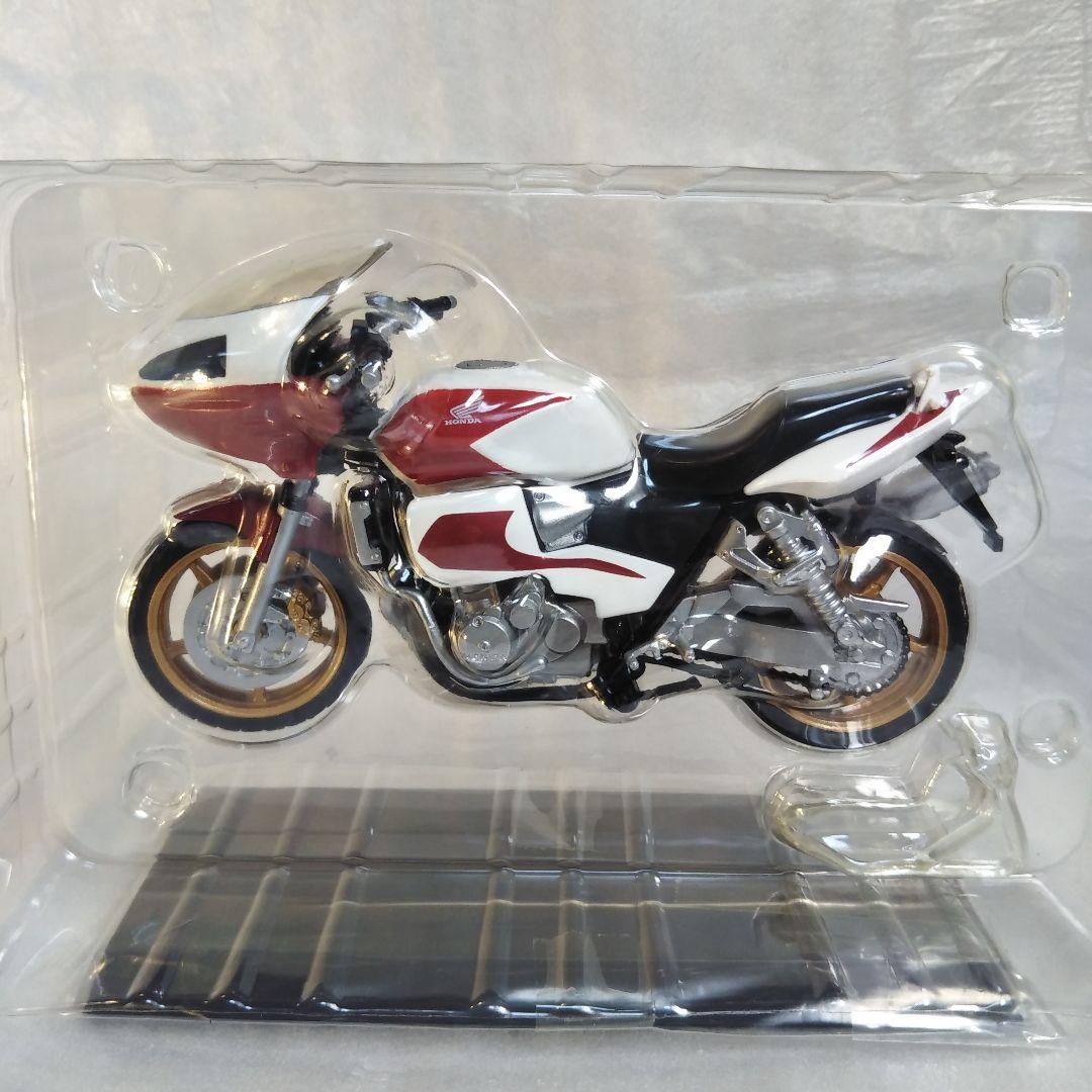 Shodo 仮面ライダーとアルティメットソリッドサイクロン号 SHODO-X 仮面ライダー｜発売日：2018年9月24日｜バンダイ