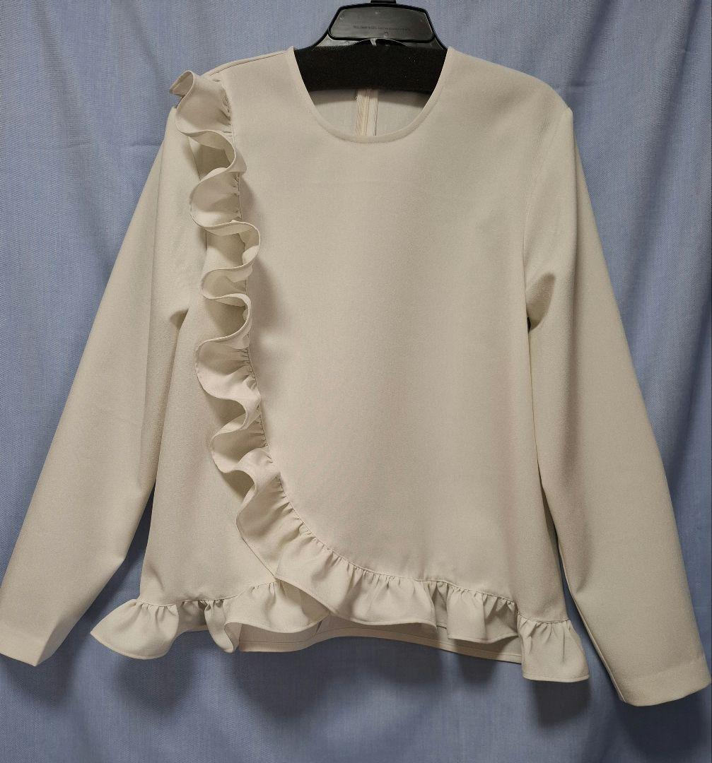 Mewl]カーブフリルトップス | KOBUNSHA SELECT SHOP | [Mewl
