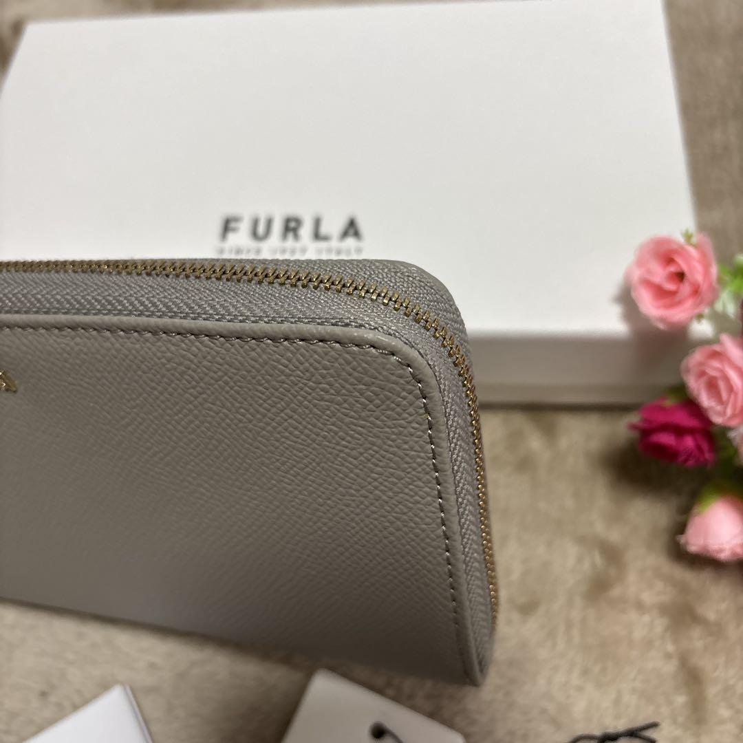 【新品　未使用品】フルラ　FURLA グレー　長財布