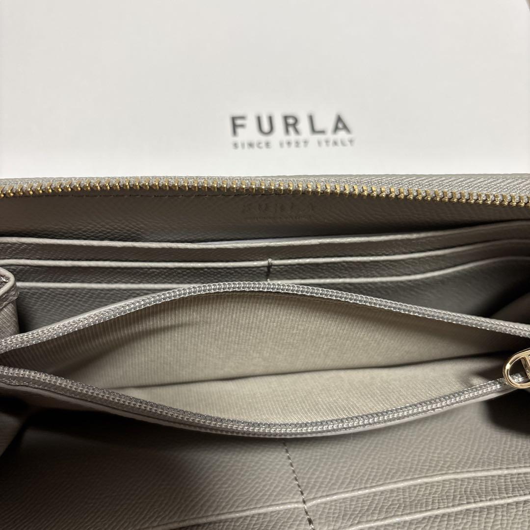 【新品　未使用品】フルラ　FURLA グレー　長財布