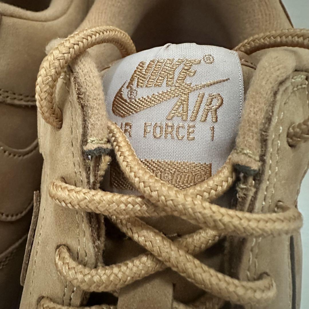 靴 Nike Air Force 1 Low Supreme