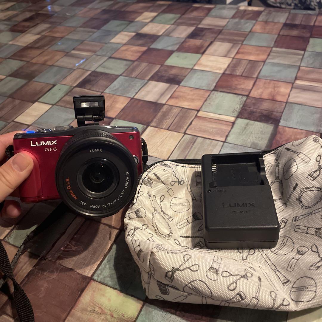 PanasoniC LUMIX GF6 ミラーレス一眼　レンズキット
