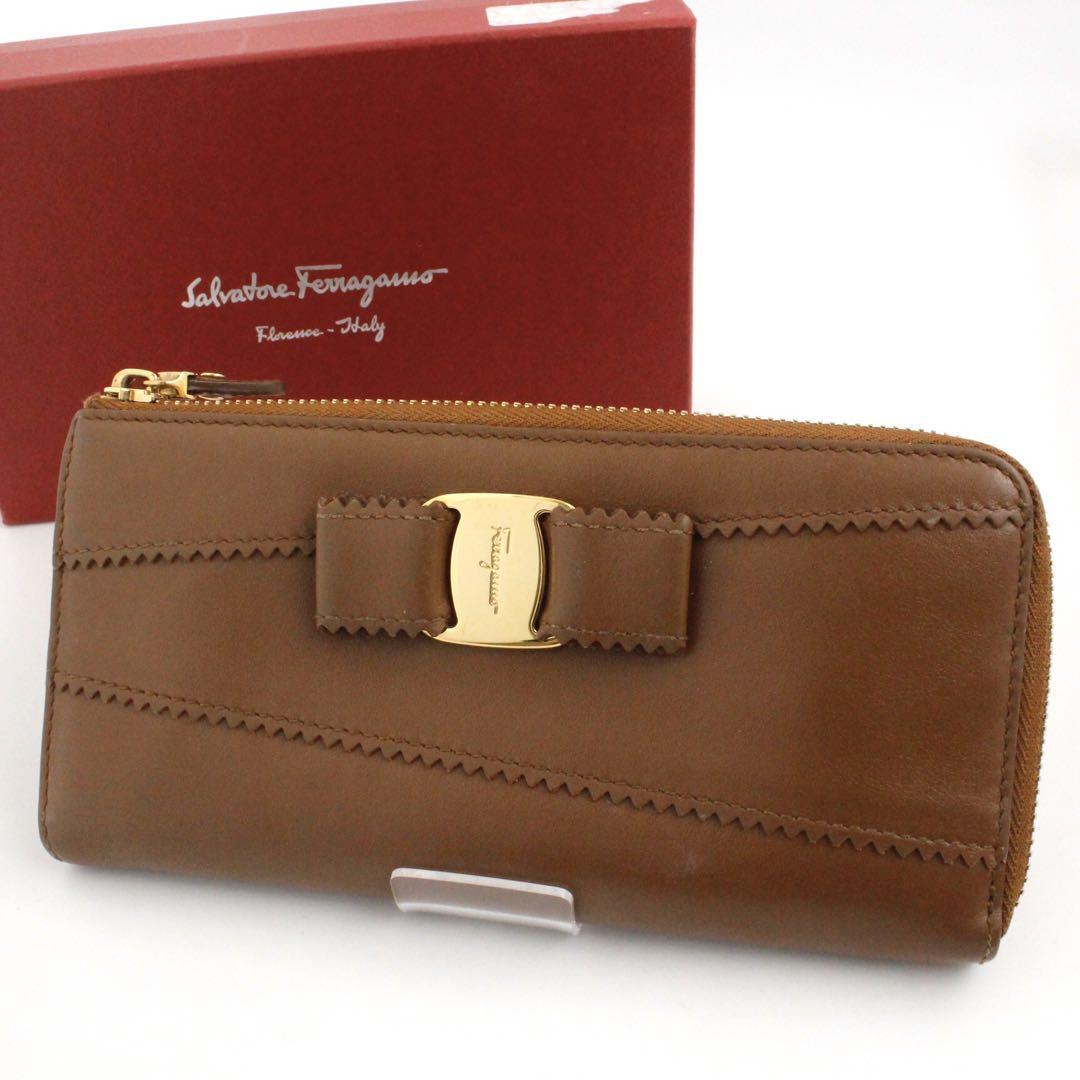 極美品✨Salvatore Ferragamo ミニ財布　ヴァラリボン　ピンク