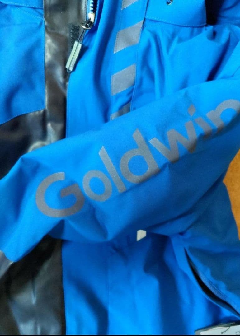 新品タグ付 他 GOLDWIN ゴールドウイン ウエア上下組み合わせ 新品タグ付 他 GOLDWIN ゴールドウイン ウエア上下組み合わせ