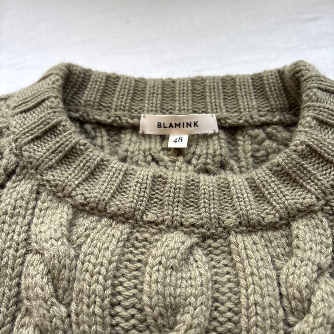 【美品】BLAMINK ケーブルニットセーター 48 淡いオリーブグリーン 【美品】BLAMINK ケーブルニットセーター 48 淡いオリーブグリーン