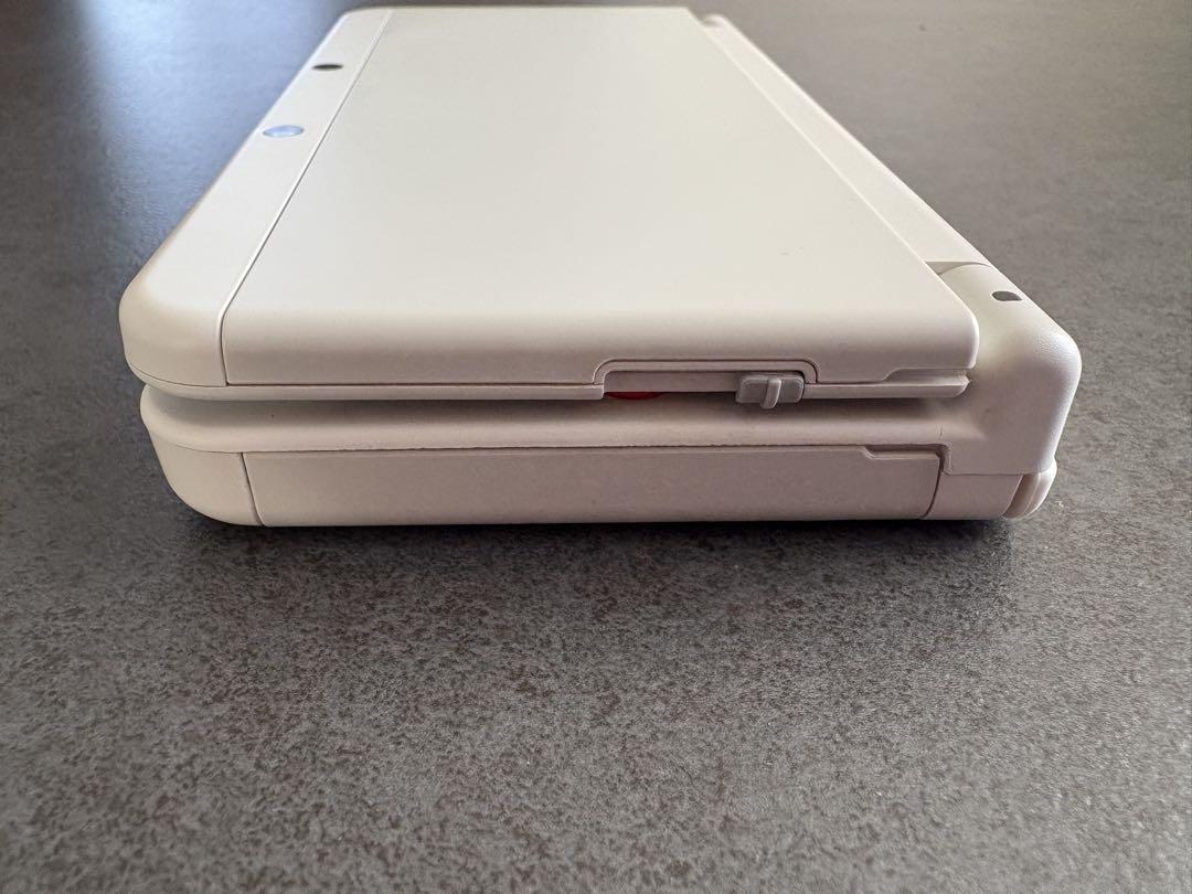 new Nintendo 3DS ホワイト ACアダプター付き new Nintendo 3DS ホワイト ACアダプター付き