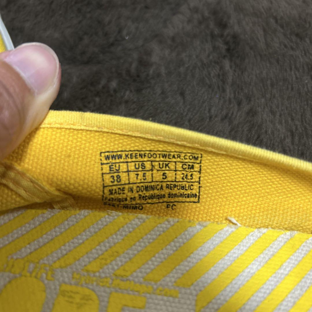 レア　KEEN　SANTIAGO U-GORE スリッポン　キャンパス　サンダル