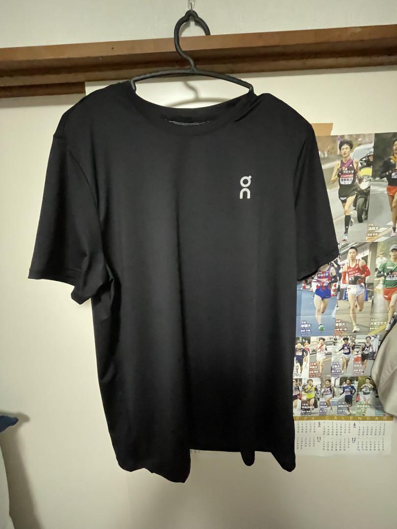on ランニングTシャツ