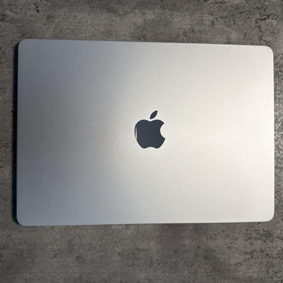 MacBook Air 13インチ 充放電5回 M2 8GB SSD 256GB