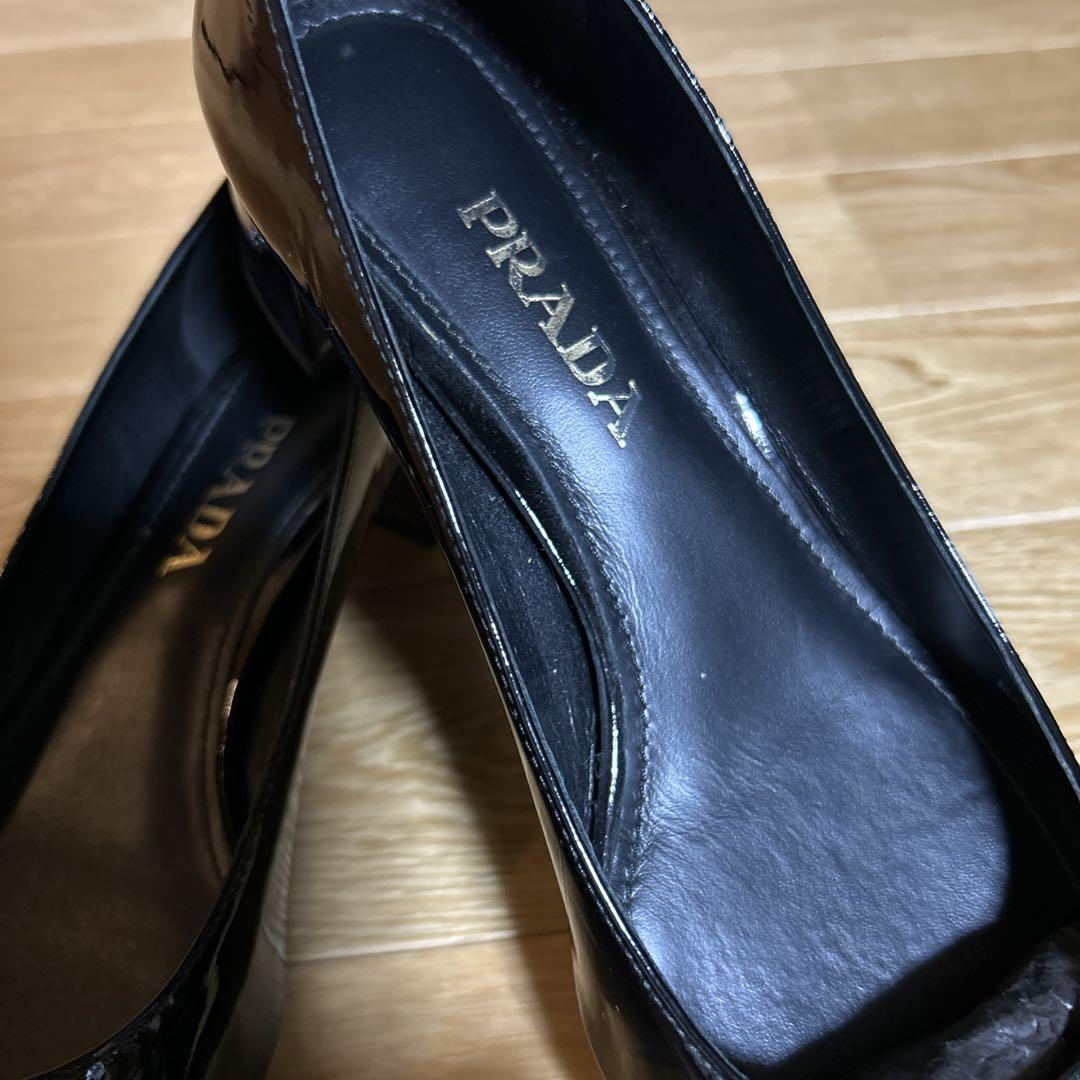 PRADA エナメル 黒 ハイヒール・パンプス　37.5