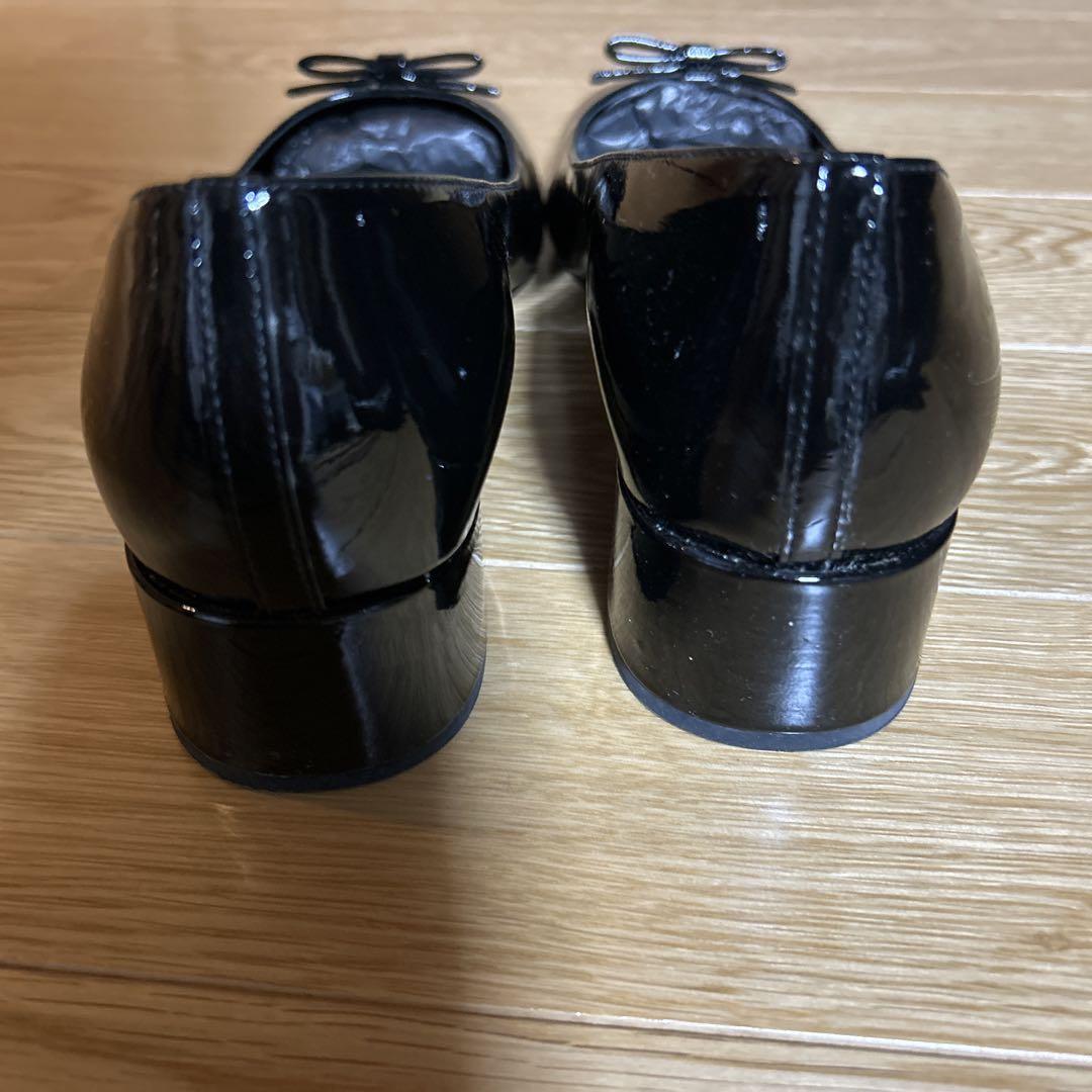 PRADA エナメル 黒 ハイヒール・パンプス　37.5