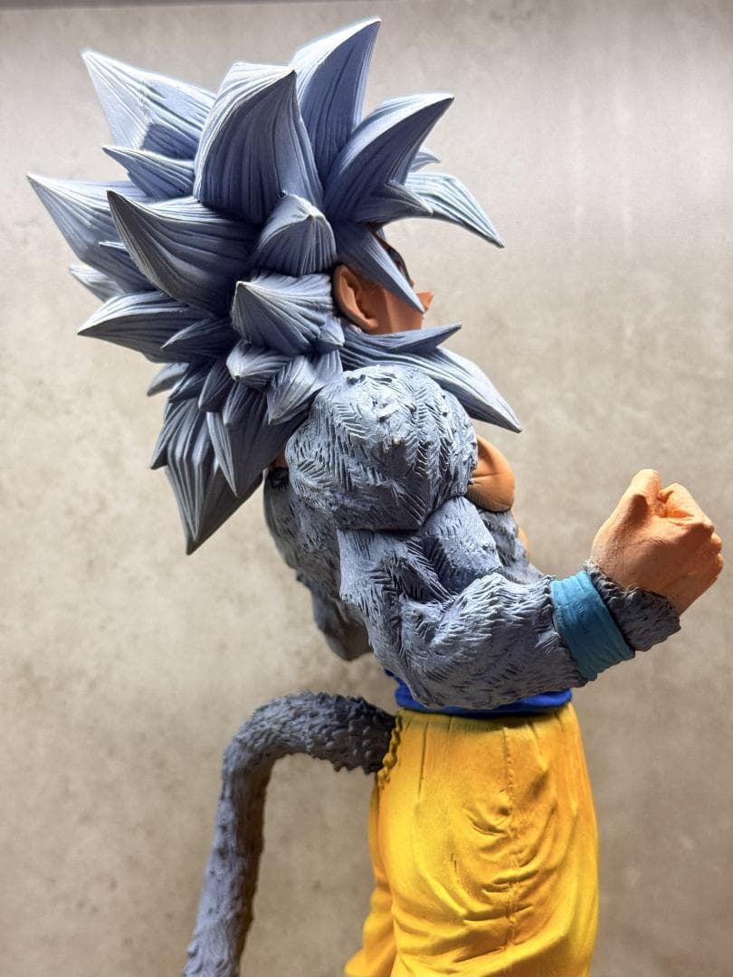 孫悟空 SMSP 超サイヤ人4 リペイントカスタム品 孫悟空 SMSP 超サイヤ人4 リペイントカスタム品