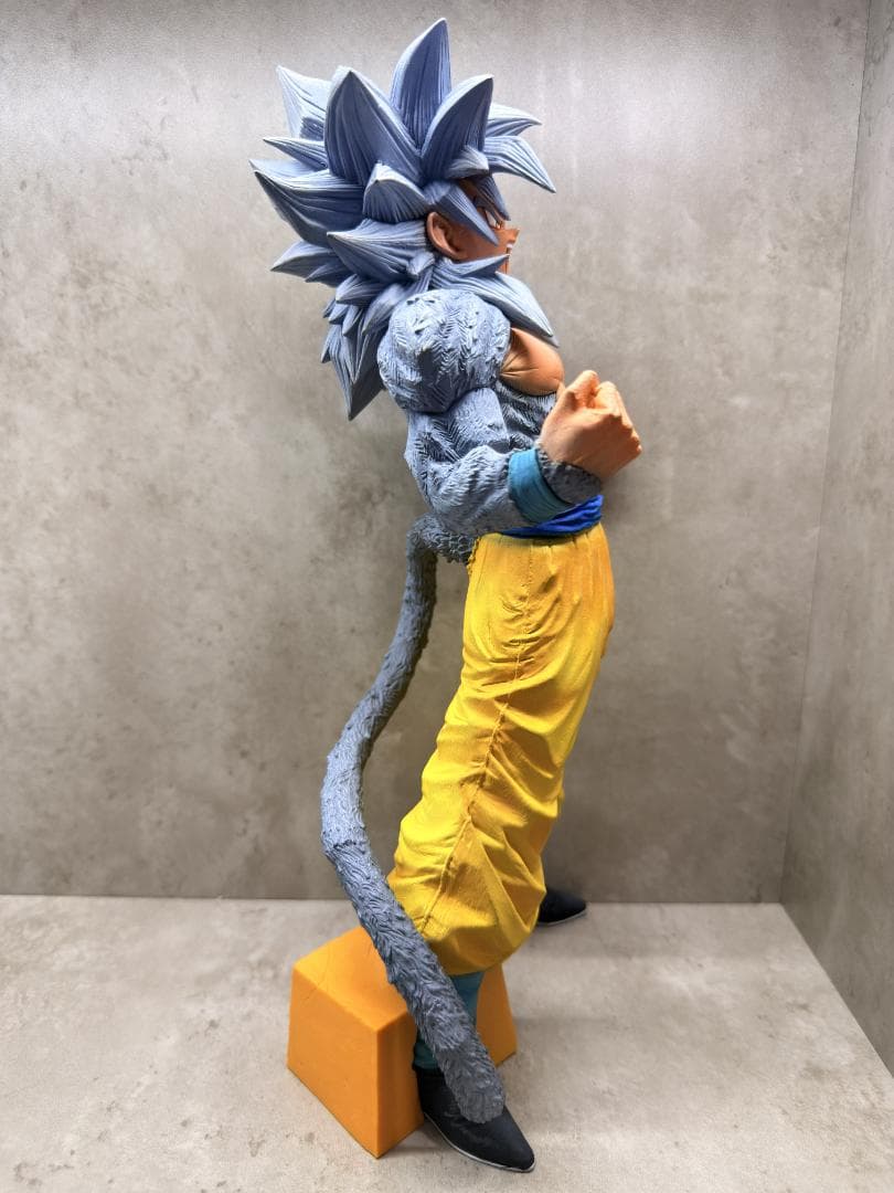 孫悟空 SMSP 超サイヤ人4 リペイントカスタム品 孫悟空 SMSP 超サイヤ人4 リペイントカスタム品